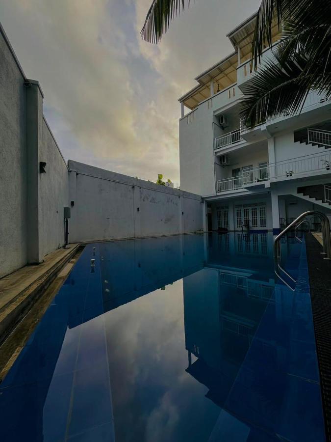 Sunset Sands Hikkaduwa Esterno foto